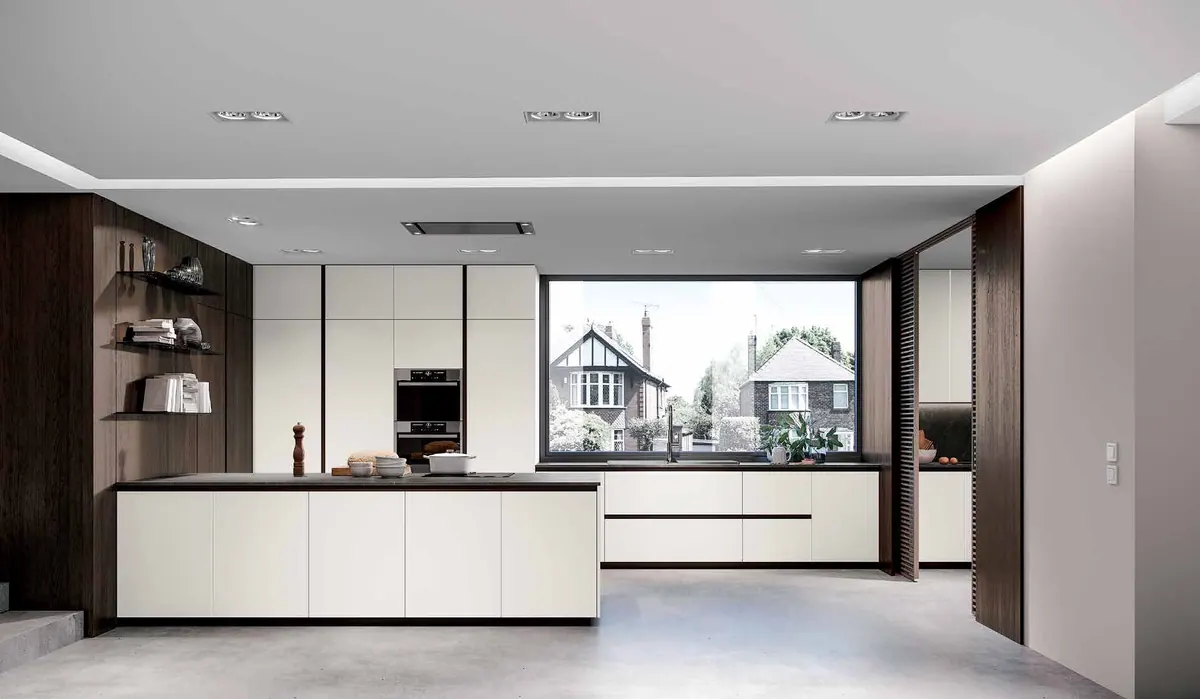 Cucina KYTON, foto di catalogo: composizione in Rovere Termocotto e Bianco Traffico (finitura scelta: Rovere Termocotto)